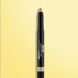 ⭐️NIB- ARCH by bdb Eyebrow highlighter